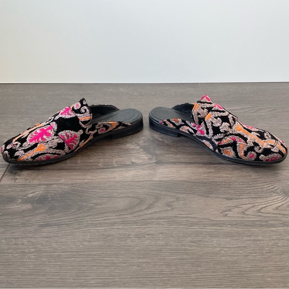 Free People Shoes - Picture 4 of 9